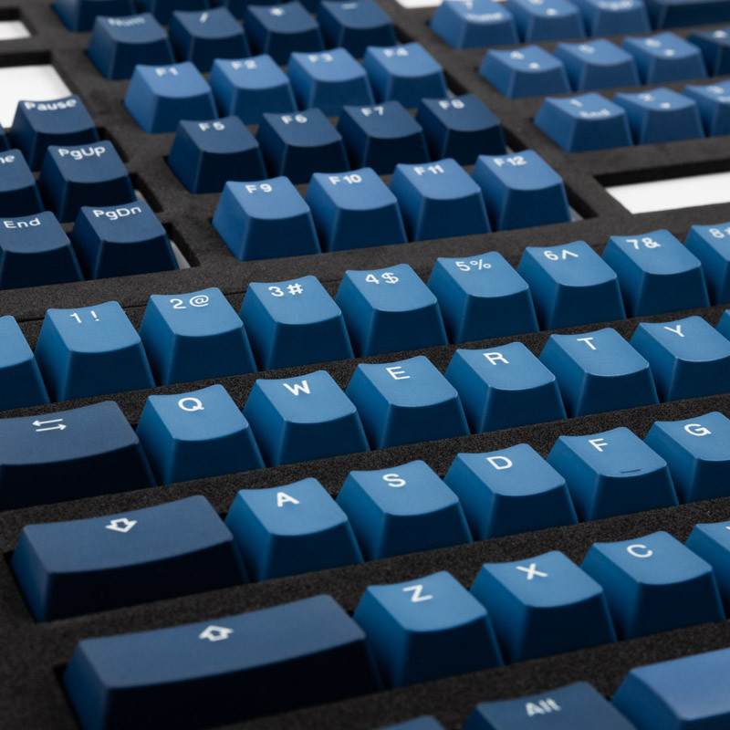 good in blue keycap set